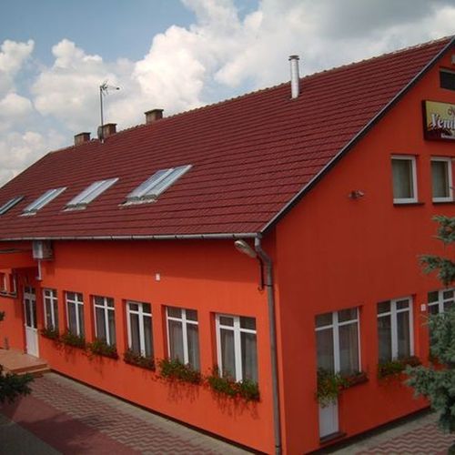 Napsugár Vendégház és Rendezvényház Kisszállás 1 Napsugár Vendégház és Rendezvényház Kisszállás