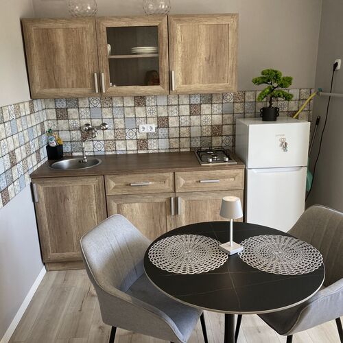 Gyöngyi Vendégház Jászszentlászló 