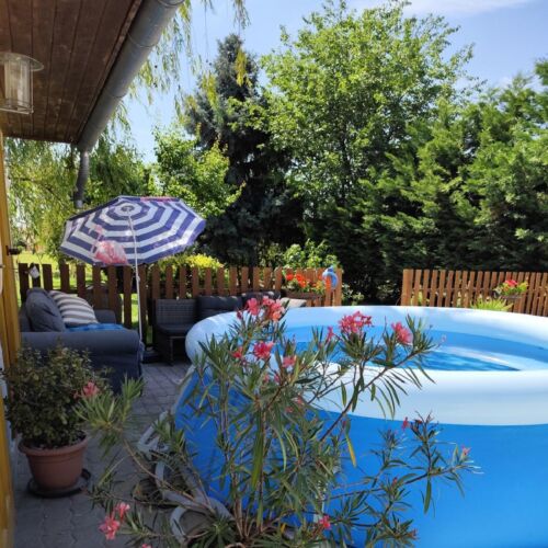 Norbi Vendégház Balatonszárszó 