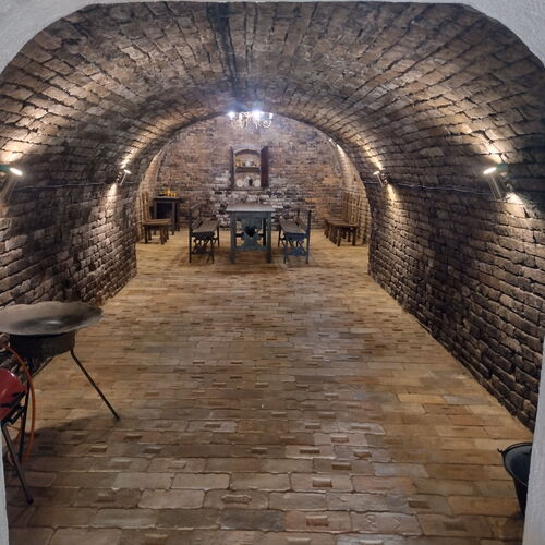 Ódon Présház Birtok Kőröshegy 