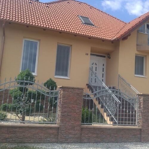 Tornácos Vendégház Sarud 