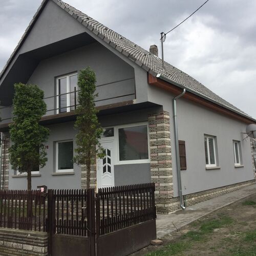 Sárga Önálló Nyaralóház Balatonfenyves 