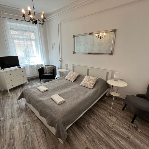 Pacsirta Apartmanház Eger 