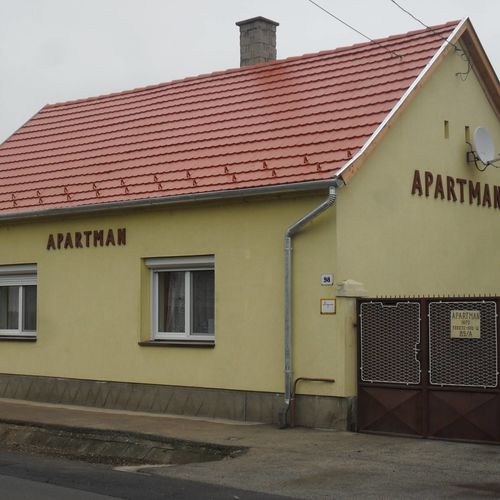 Pallósi Apartman Sárvár 