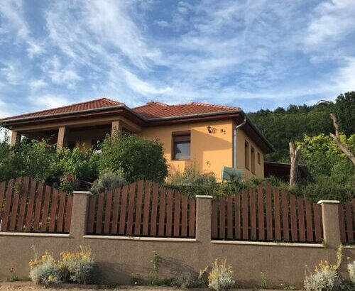 Panoráma Apartman Ház Pannonhalma 