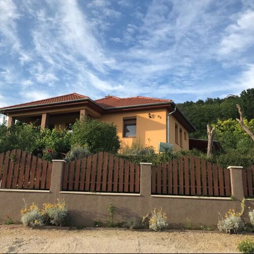 Hős-Ceglédi Vendégház Miskolc-Bükkszentlászló 