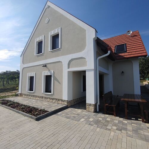 Vár-lak Vendégház a Bódva-völgyében Szendrő 