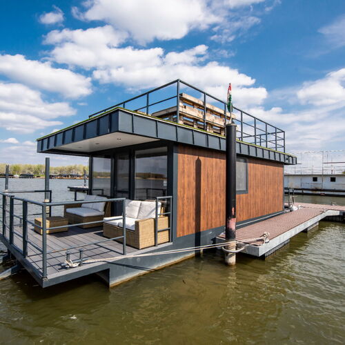 Panoráma Úszóház 2 Abádszalók 1 Panoráma Úszóház 2 Abádszalók