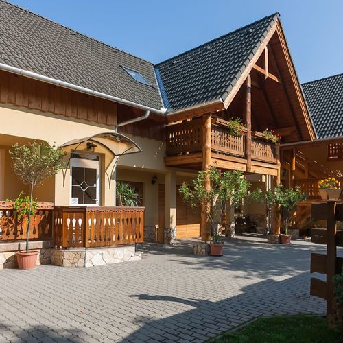 Páratlan Apartmanház Szilvásvárad 2 Páratlan Apartmanház Szilvásvárad