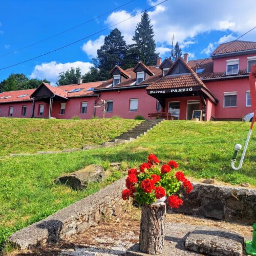 Parrag Panzió Mátraszentlászló 