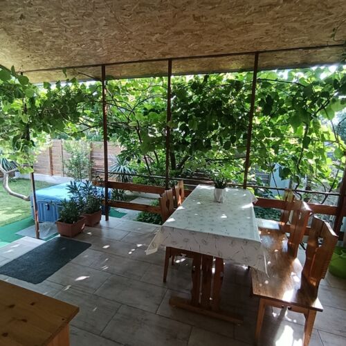 Nosztalgia Balaton Apartmanház Vonyarcvashegy 