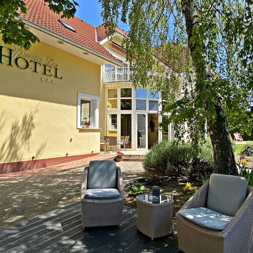 Penta Lux Hotel és Apartman Tata 