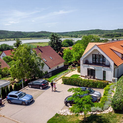 Csigaház Apartman Badacsonytomaj 