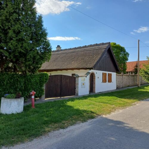 Pipacsos Pihenőház Dávod 