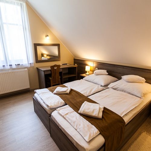 Piroska Csárda és Panzió Siófok 