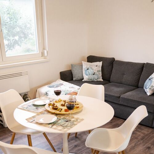 Pogánykő Vendégház 2. Pákozd 