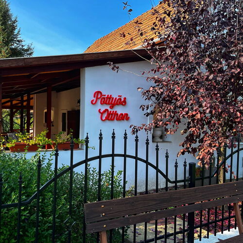 PöttyösOtthon Vendégház Tiszabábolna 