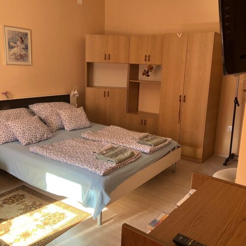 Málnás Macska Apartman Szekszárd 