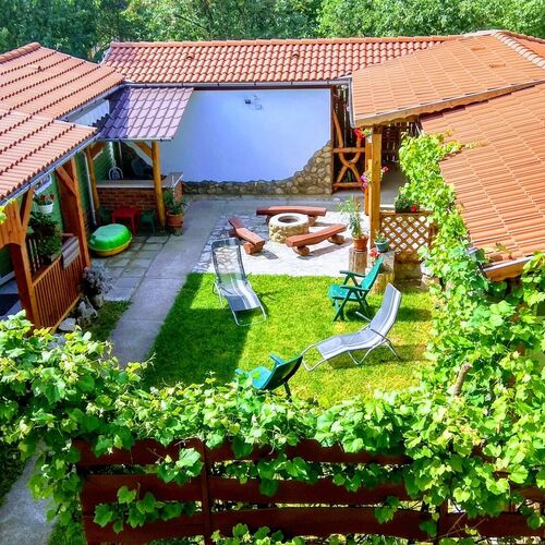 Relax Nyaralóudvar Szilvásvárad 