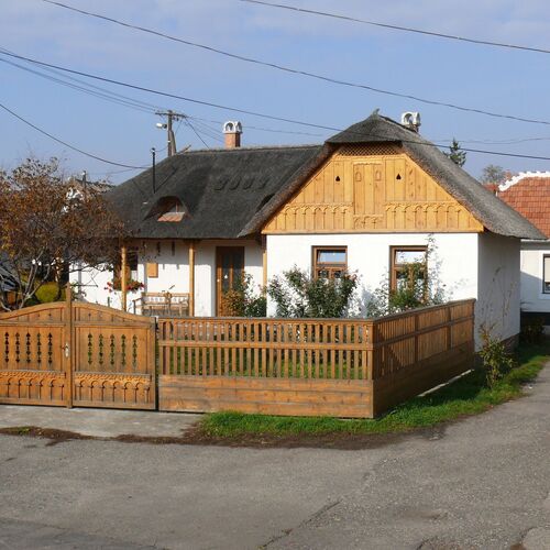 Beach & Wellness Apartman**** Velence 