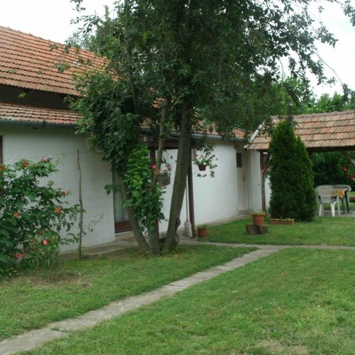 Rózsa Vendégház Abádszalók 3 Rózsa Vendégház Abádszalók