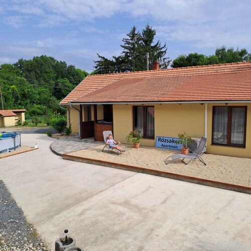 Rózsakert Apartman Zala Tekenye 