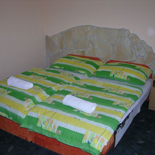 Oszlányi Vendégház Vonyarcvashegy 