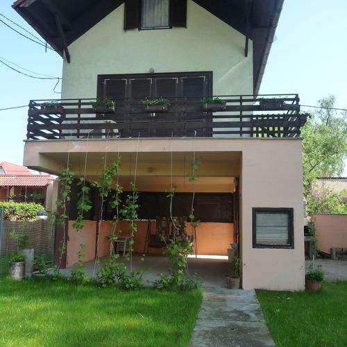 Sárga Pihenőház Szeged 