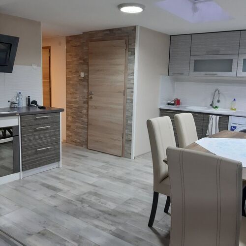 Sarló Utcai Ház Veszprém 