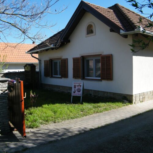 Hajnal Apartman Eger 
