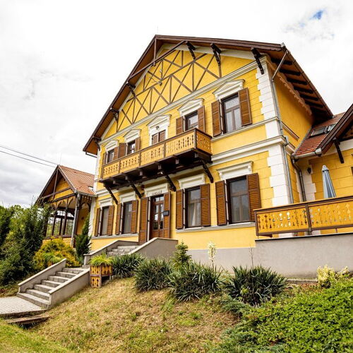 Sasréti Vadászkastély Almamellék 