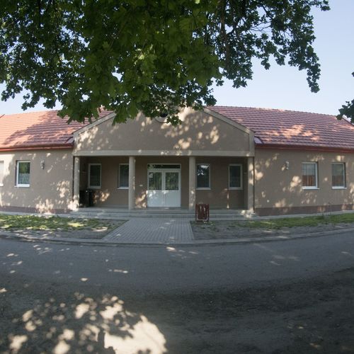 Sulyom Ifjúsági Szálló Géberjén 