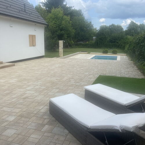 Sun King Apartman Levelek 