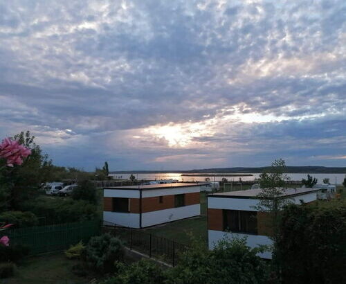 Surfcamping Relax Premium Modul Apartman Gárdony 