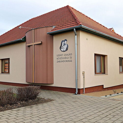 Szent Család Közösségi és Zarándokház Becsehely 