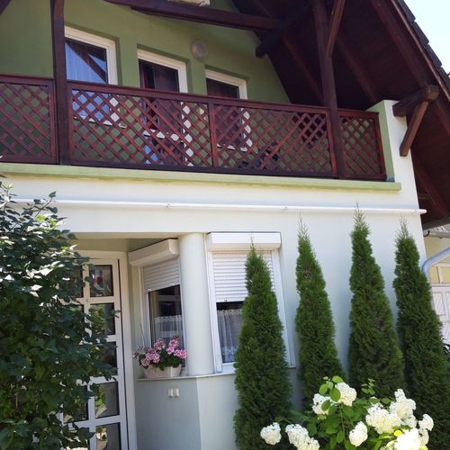 Almásglamp Üdülőház Zebegény 