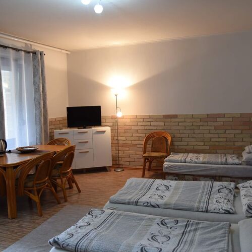 Szilvia Panzió Tolna 