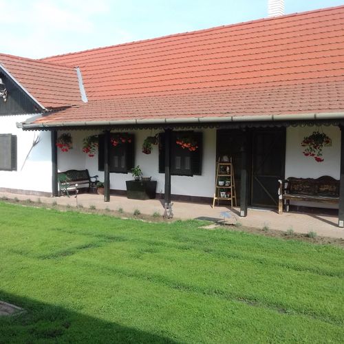 Szívünk Csücske Vendégház Sarud 