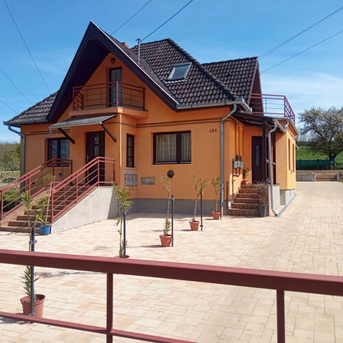 Szóládi Vendègház 