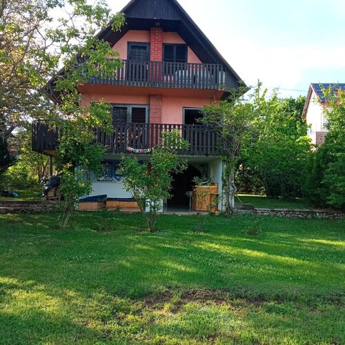 Tavasz Vendégház Balatonalmádi 