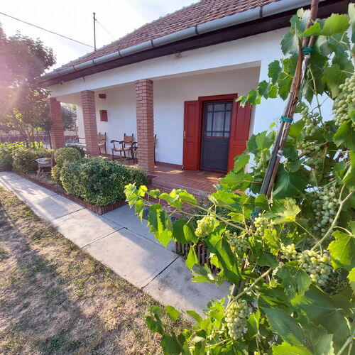 Tekerő Sellő Vendégház Tiszabábolna 