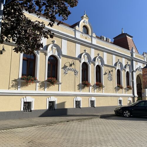 Tinódi Fogadó és Étterem Sárvár 