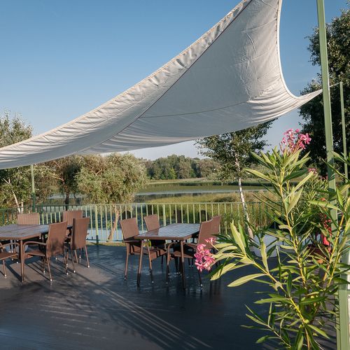 Berger Pince és Lodge Császártöltés 