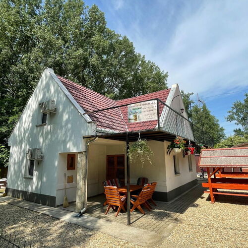 Éva Apartman Helikonliget Keszthely 