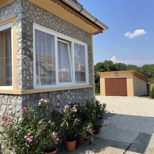 Törpi Apartman Halmaj 