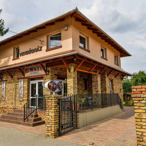 Toscan Panzió Gyál 