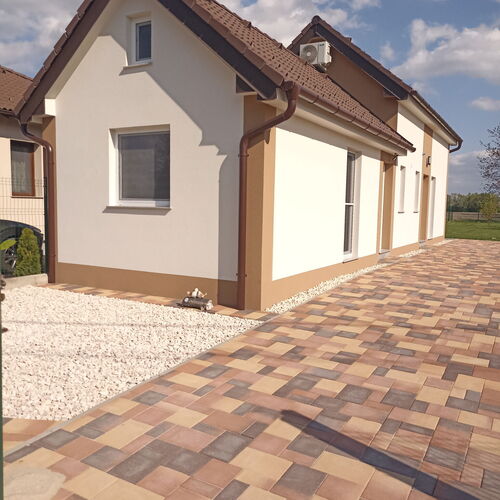 Vadgalamb Apartmanház Lipót 