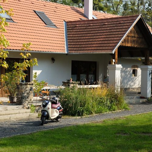 Tulipánfa Apartman Balatonszárszó 