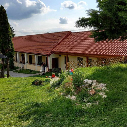 Vár-Lak Porta Csókakő 