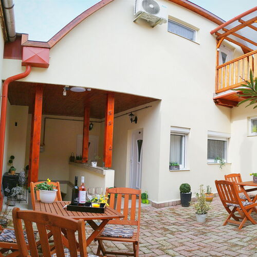 Várfal Apartman Eger 